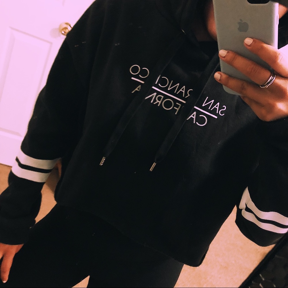 H&M | CROPPED HOODIE